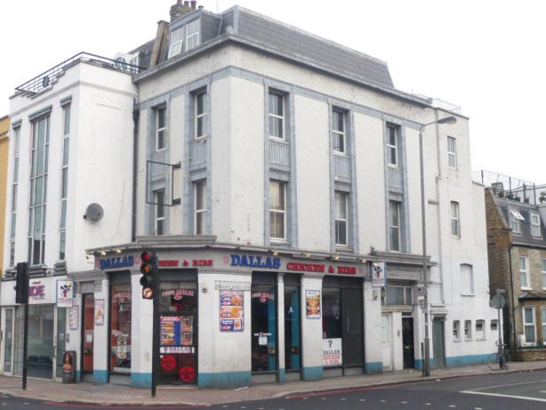 Victoria Arms, 57 Battersea Bridge Road, SW11 - in February 2009