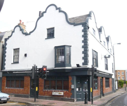 Raven Inn, 140 Westbridge Road, SW11 - in March 2009