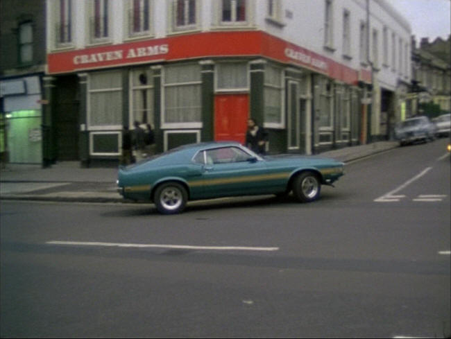 Craven Arms, Lavender Hill, Battersea - from the 1975 Sweeney episode Chalk & Cheese.