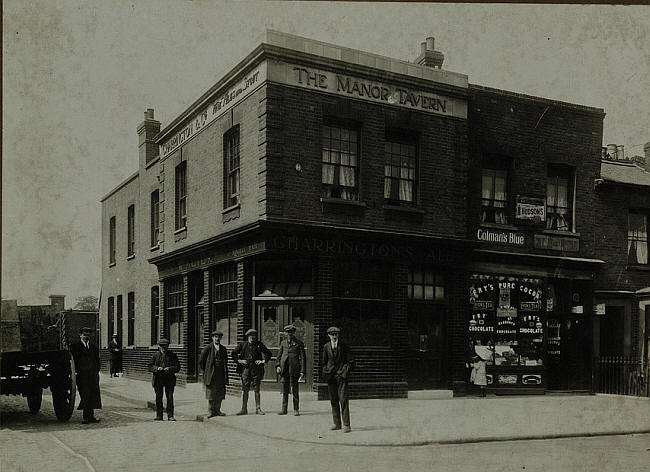Manor Tavern, 78 Galleywall Road, Bermondsey SE16 - 1920 or earlier