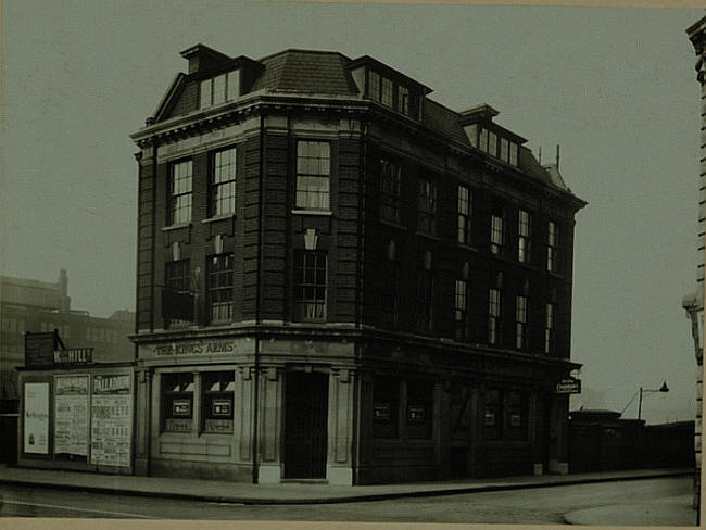 Kings Arms, 213 / 193 Bishopsgate Street, Bishopsgate EC2 - in 1923