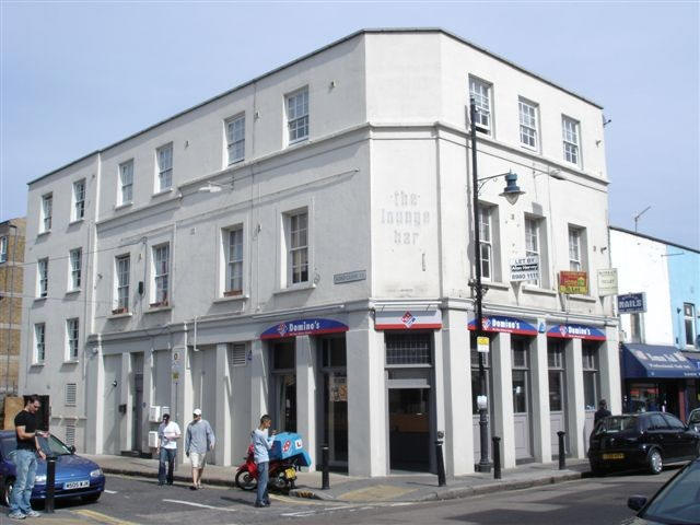 White Horse, 473 Roman Road - in September 2006