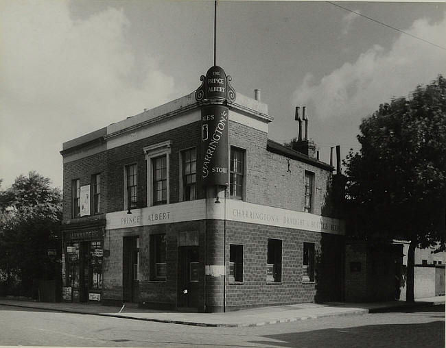 Prince Albert, 111 Bellenden Road, Peckham, Camberwell - in 1942