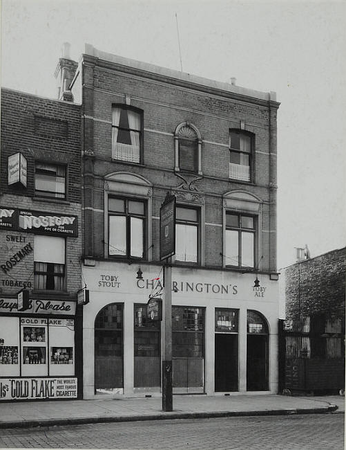 Princess Charlotte, 409 Albany Road, Camberwell - in 1942