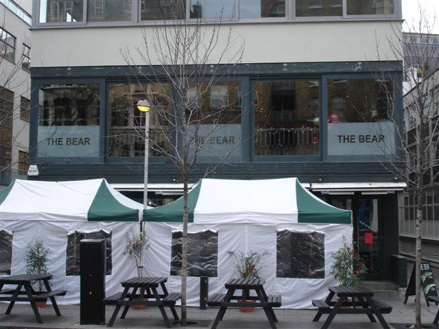 Coach & Horses, 2 St John's Square, EC1 - in December 2007