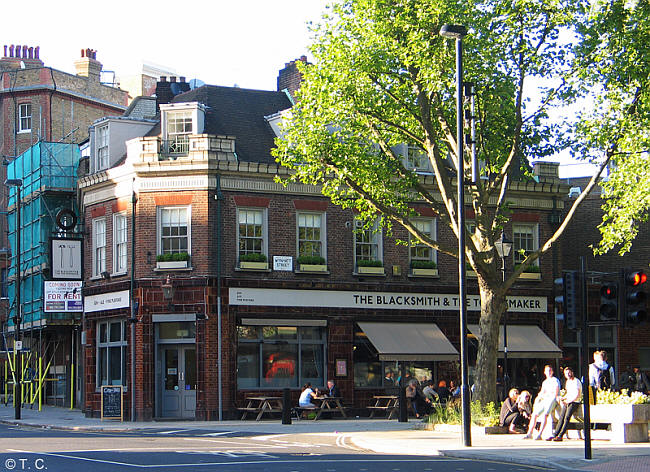 New Red Lion, 292 St. John Street, EC1 - in June 2013