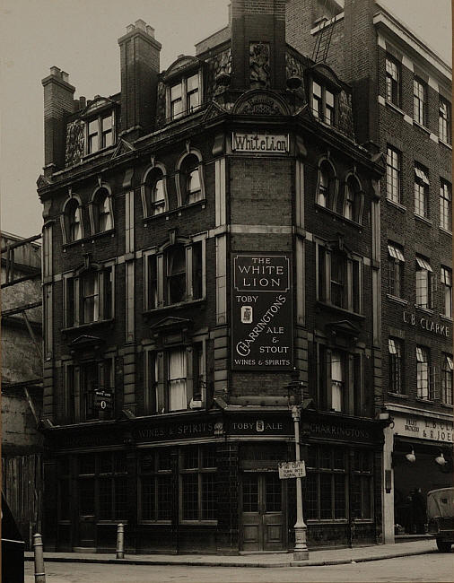 White Lion, 24 James Street, St Paul, Covent Garden