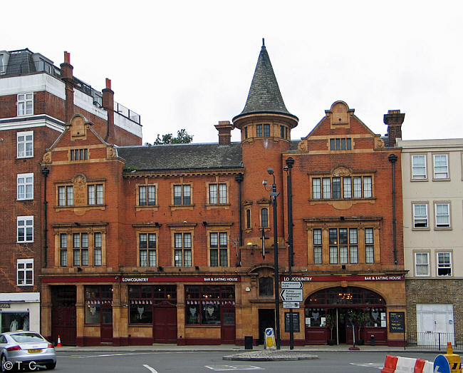 Kings Head, Fulham High Street - in July 2013