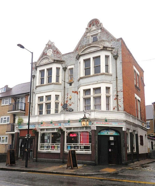 Green Man, 71 Shacklewell Lane, E8 - in April 2012