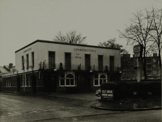 Swan Tavern, 73 Clapton Common, Upper Clapton, Hackney E5 - in 1961