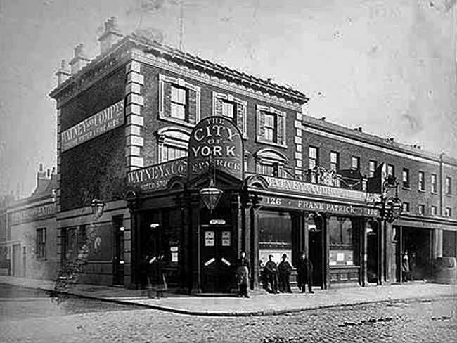 City of York, 126 York road and Tiber street, Islington - circa 1895 with landlord is Frank Patrick