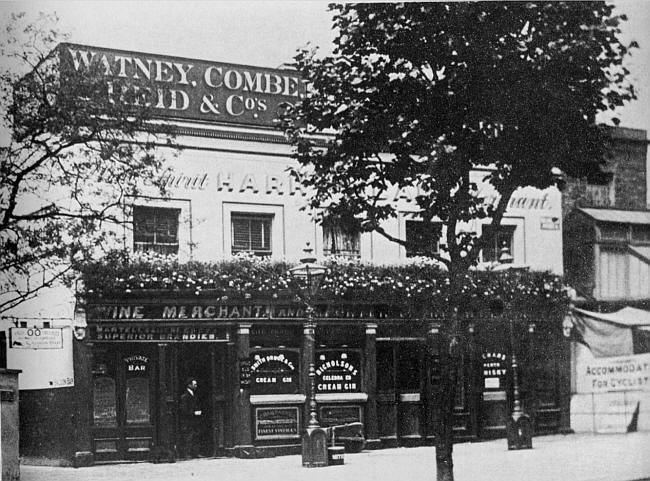 Mitre, 40 Holland Park Avenue W11 - circa 1920 with landlord Harry Hearn