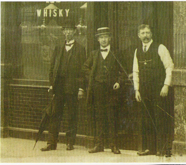 Inset of above photograph - the man on the left is my great grandad (my mother's mother's, father), and his name is Frederick Samuel Palser (born around 1859/60, the man on the right is possibly Mr Carlisle himself.