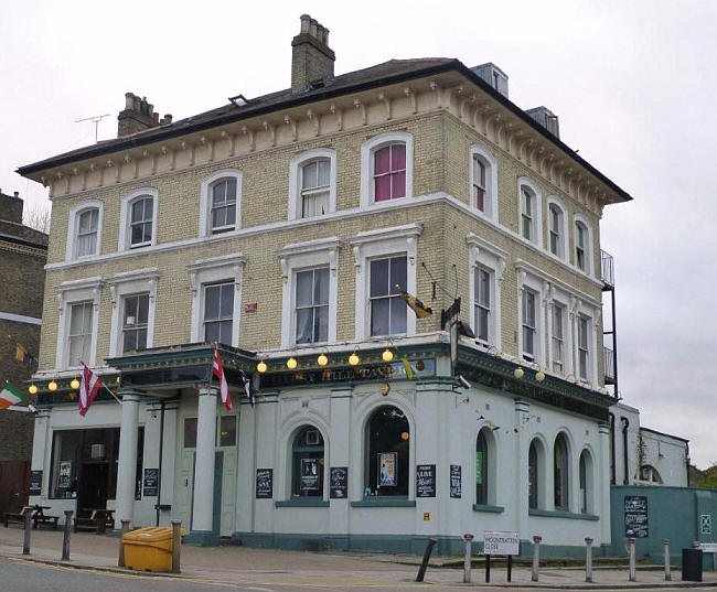 Gipsy Hill Tavern, 79 Gipsy Hill, SE19 - in May 2013