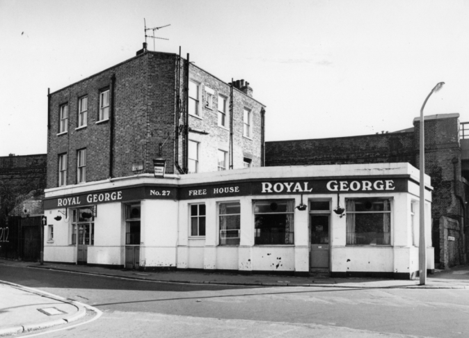 Royal George, 27 Carlisle Street / Lane SE1 - in 1985