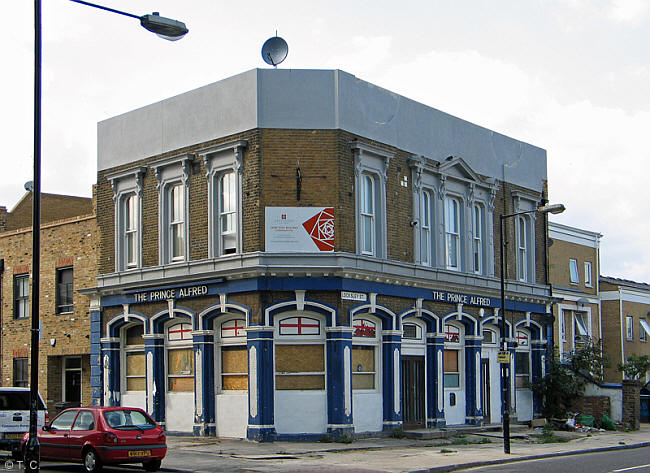 Prince Alfred, 86 Locksley Street E14 - in August 2013