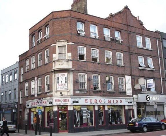 Gloster Arms, 93 Commercial Road - in August 2006