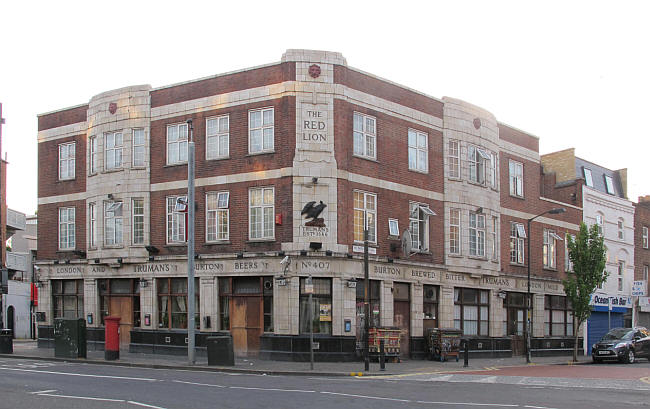 Red Lion, 407 Walworth Road SE17  - in 2014