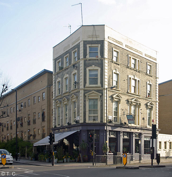 Skiddaw Hotel, 46 Chippenham Road, Paddington W9 - in April 2010