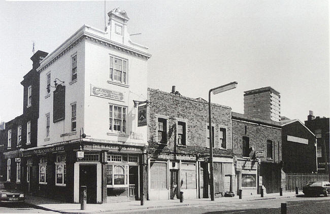 Blacksmiths Arms, 25 West Ferry Road, Poplar