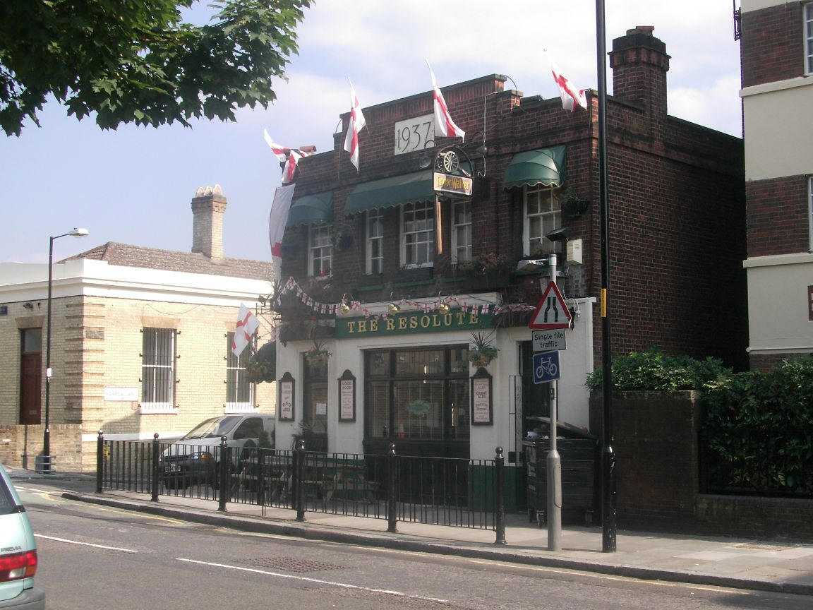 Resolute Tavern, Poplar High Street in June 2006, and built in 1937