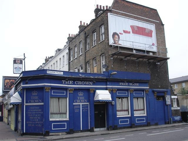 The Crown, 667 Commercial Road - in September 2006