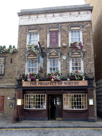 Prospect of Whitby, 57 Wapping Wall - in September 2009