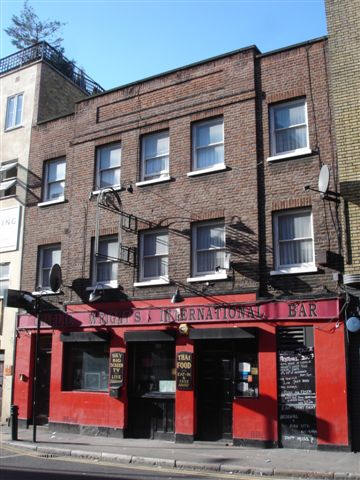 Queen's Head, 45 Pitfield Street, N1 - in November 2007