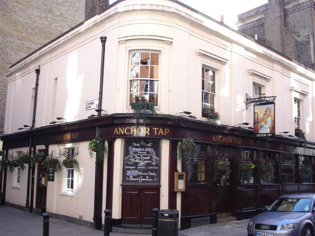 Anchor Tap, 28 Horselydown - in November 2006