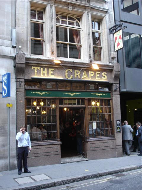 Bunch of Grapes, 14 Lime Street - in September 2006