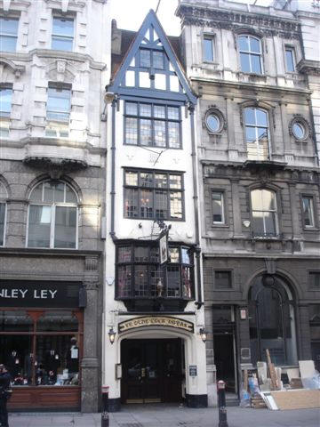 Old Cock Tavern, 201 Fleet Street, EC4 - in February 2008