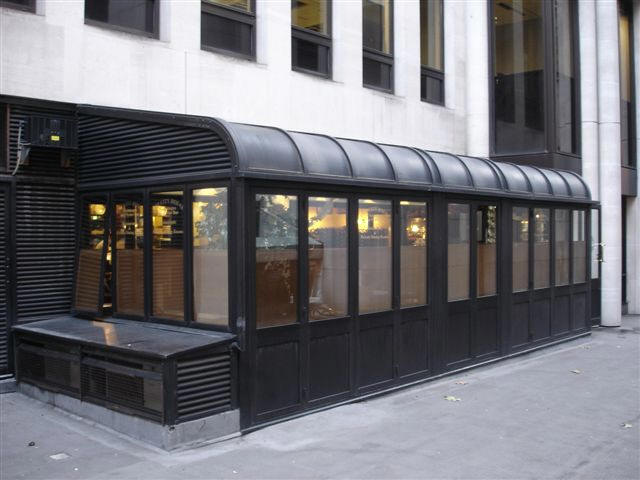 Magpie & Punchbowl, 86 Bishopsgate - in December 2006