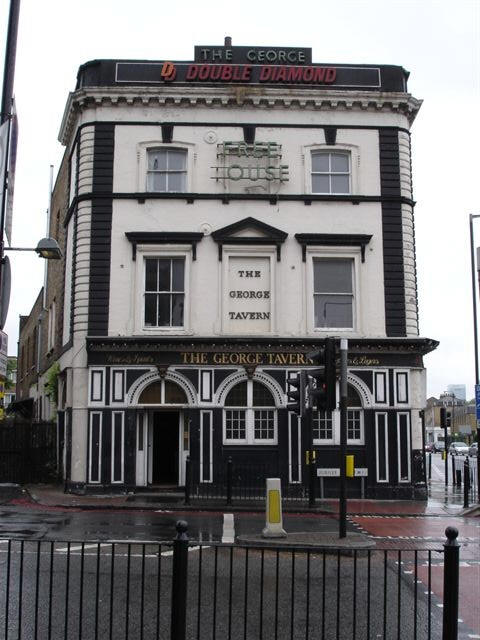 George Tavern, 373 Commercial Road - in July 2006
