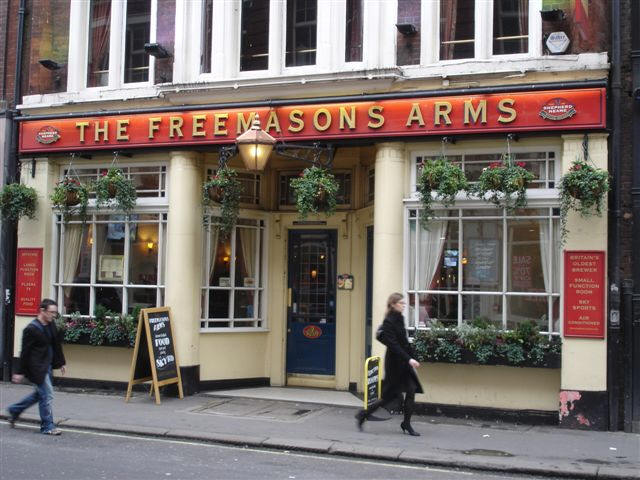 Freemasons Arms, Long Acre - in January 2007