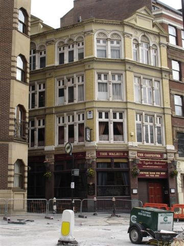 Walrus & carpenter, 45 Monument Street - in April 2006