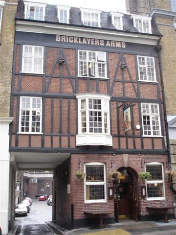 Bricklayers Arms, 31 Gresse Street, W1 - in May 2007