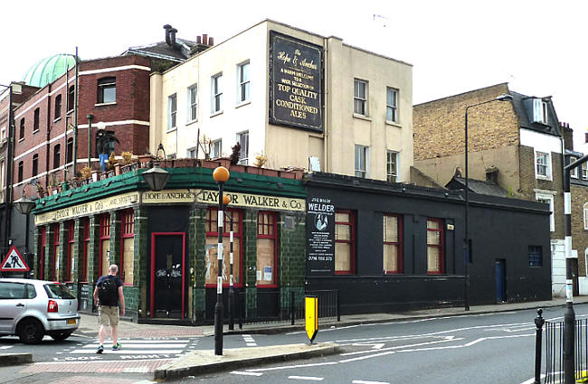 Hope & Anchor, 74 Crowndale Road, NW1 - on 17th August 2015
