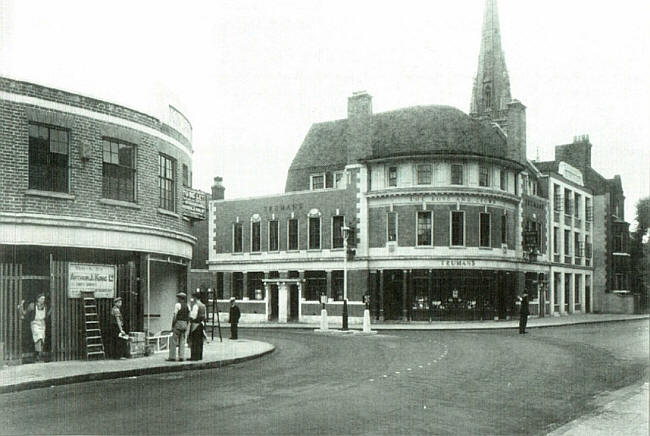 Rose & Crown, 195 Church Street, Stoke Newington, newly rebuilt - in 1933