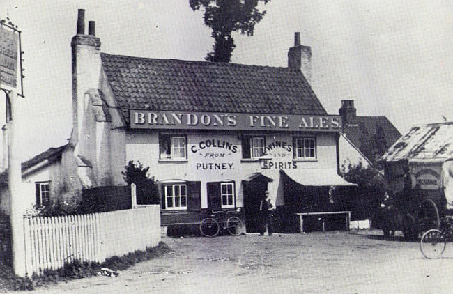 Green Man, Hatton, Feltham - circa 1900 (Licensee C Collins)