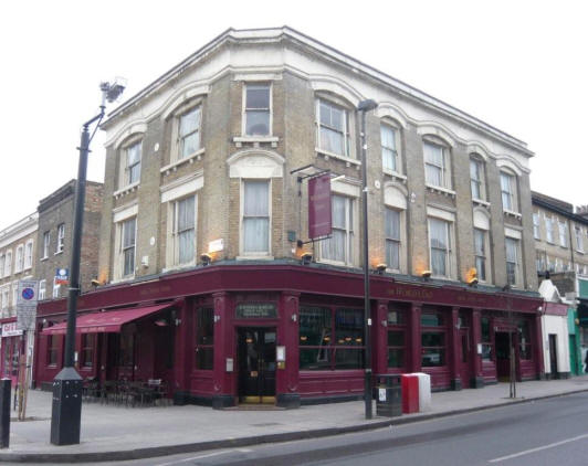 Earl of Essex, 21 - 23 Stroud Green Road N4 - in February 2009