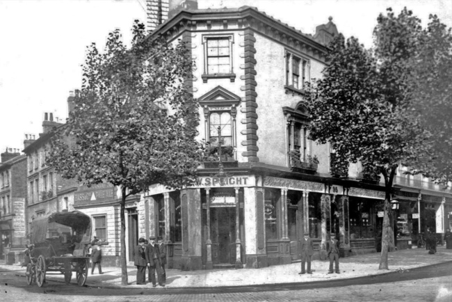 The Britannia at the corner of Fairfax Road and Fairhazel Gardens, circa 1910. The landlord is William Speight.