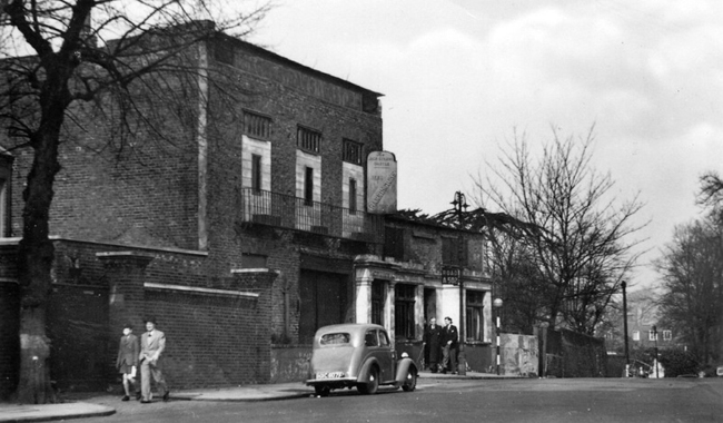 Jack Straws Castle, North End Way, NW3, circa 1950 and shows the truncated pub. 