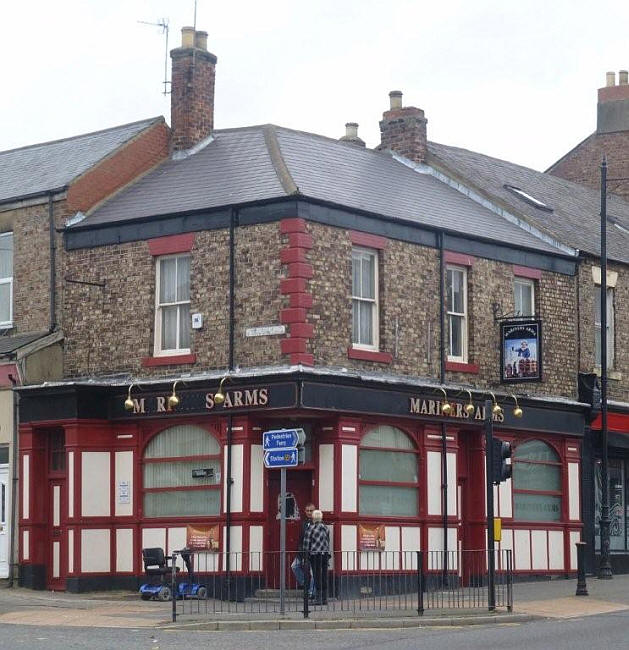 Mariners Arms, 1 Saville Street West, North Shields - in October 2013