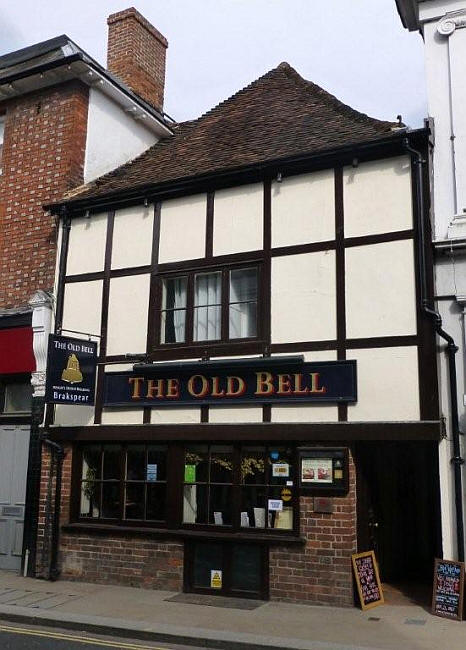 Old Bell, 20 Bell Street, Henley - in April 2013