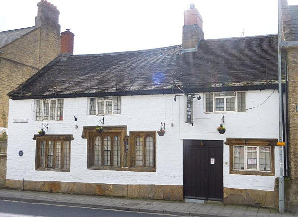 White Hart, 4 East Street, Crewkerne - in April 2010