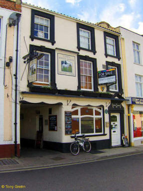 White Horse, 29 New Market Place, Beccles