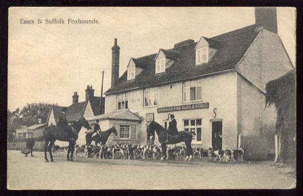 Red Lion, East Bergholt - showing the Essex & Suffolk Foxhounds