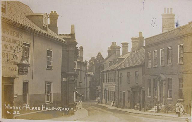 Kings Arms, Market Place, Halesworth - in 1917