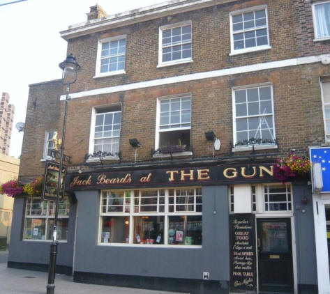 Gun, 83 Church Street, Croydon - in July 2009