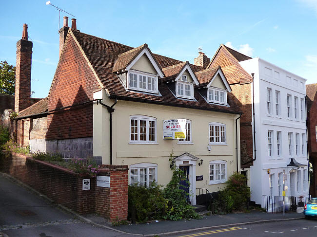 Wheatsheaf, 5 Mount Street, Guildford, Surrey